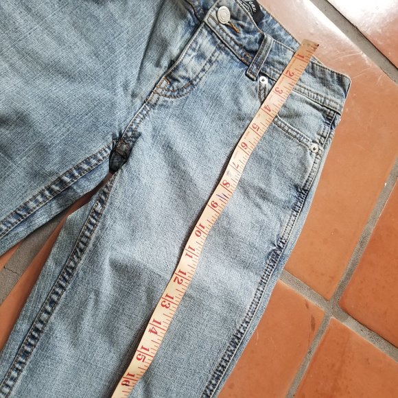 LONDONJEAN VS Uplift Light Wash Stretch Jean - Picture 8 of 12